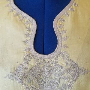 Silk Salwar Kamiz with dupata.